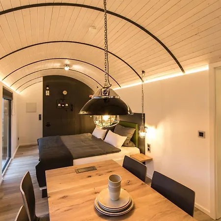 Lokomotel-waggon, Luxus Im Eisenbahnwaggon Apartment