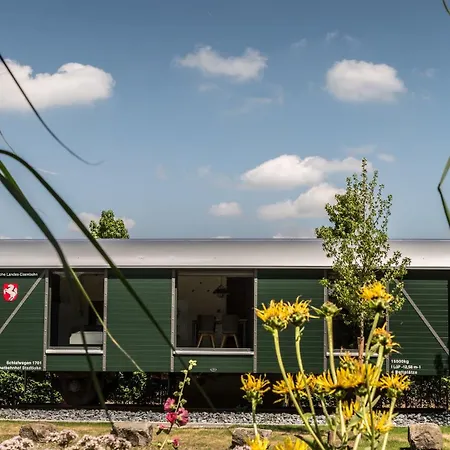 Lokomotel-waggon, Luxus Im Eisenbahnwaggon