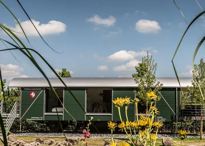 Lokomotel-waggon, Luxus Im Eisenbahnwaggon