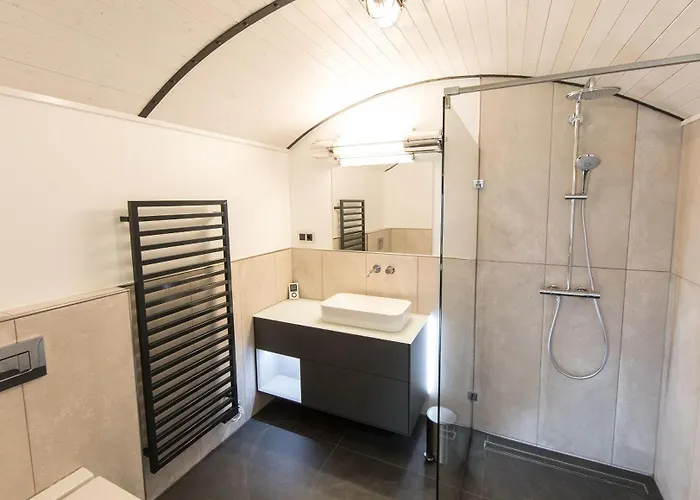 Lokomotel-waggon, Luxus Im Eisenbahnwaggon Lägenhet